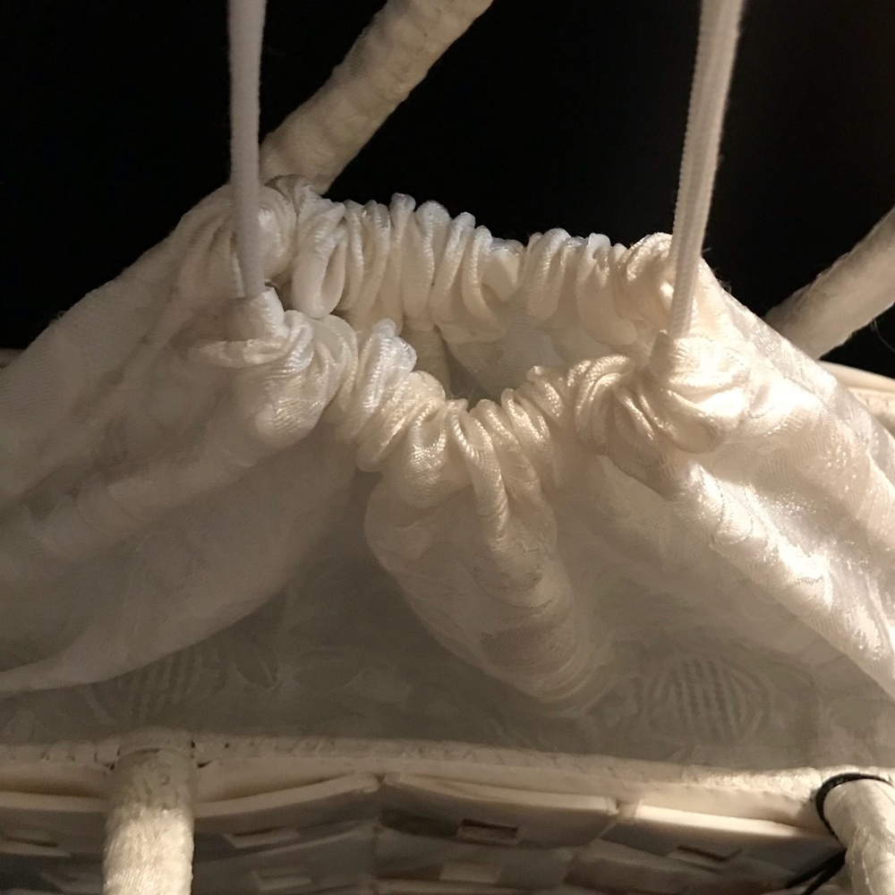 Large Mother of pearl handbag - Picture 3 of 8